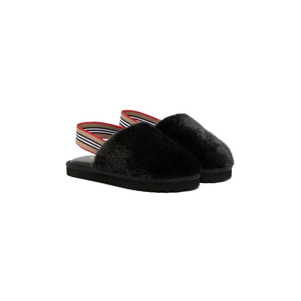 Burberry Kids
Vintage Check-strap slippers